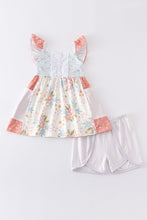 Load image into Gallery viewer, Floral print ruffle buttons girl set
