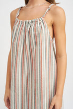 Load image into Gallery viewer, STRIPED MAXI DRESS WITH POCKETS
