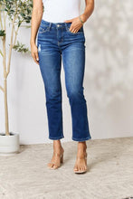 Load image into Gallery viewer, BAYEAS Distressed Cropped Jeans
