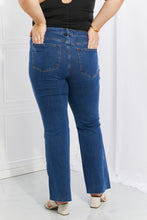 Load image into Gallery viewer, Judy Blue Ava Full Size Cool Denim Tummy Control Flare
