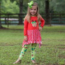 Load image into Gallery viewer, AnnLoren Girls Christmas Reindeer Tunic and Holiday Legging Set-3
