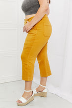 Load image into Gallery viewer, Judy Blue Jayza Full Size Straight Leg Cropped Jeans
